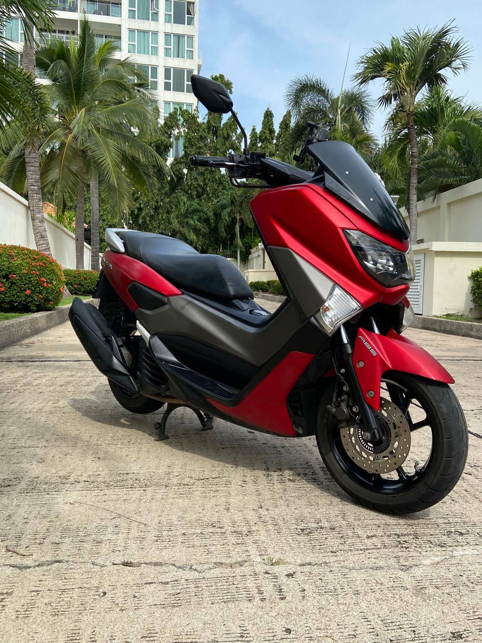 Yamaha NMAX 155