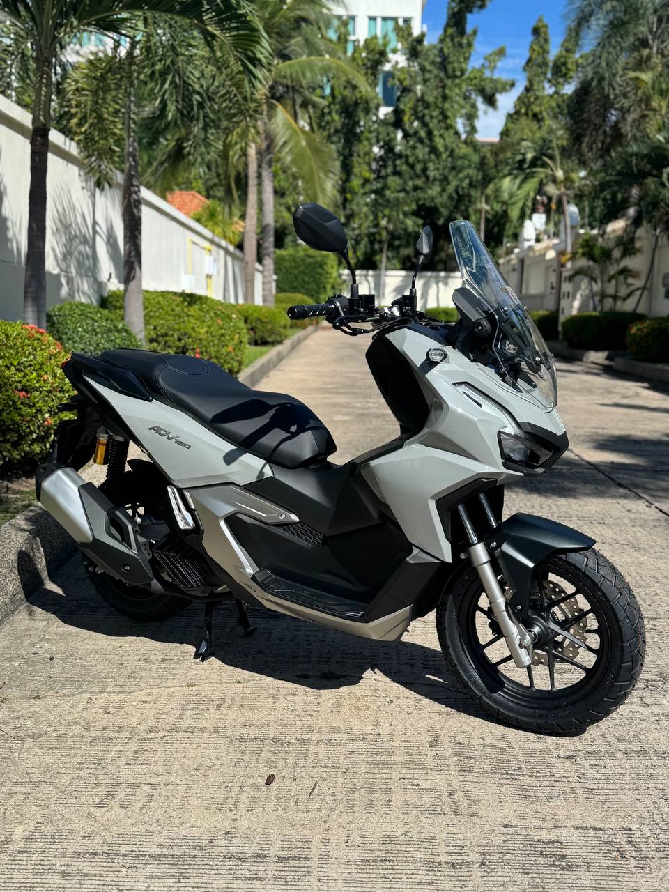 Honda ADV 160